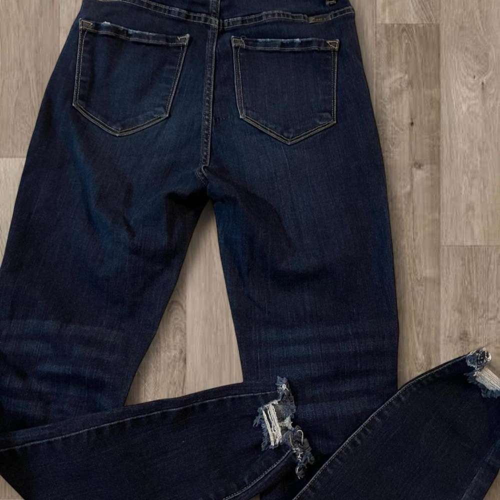 KanCan Women's High Rise Dark Denim Jeans - Picture 4 of 8